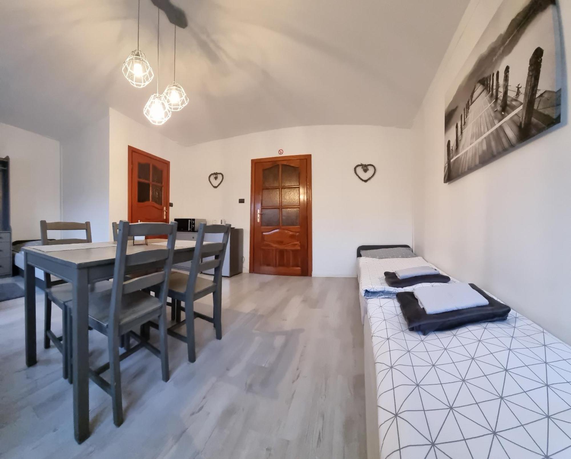 Noclegi Na Lacznej Swiebodzice Luaran gambar