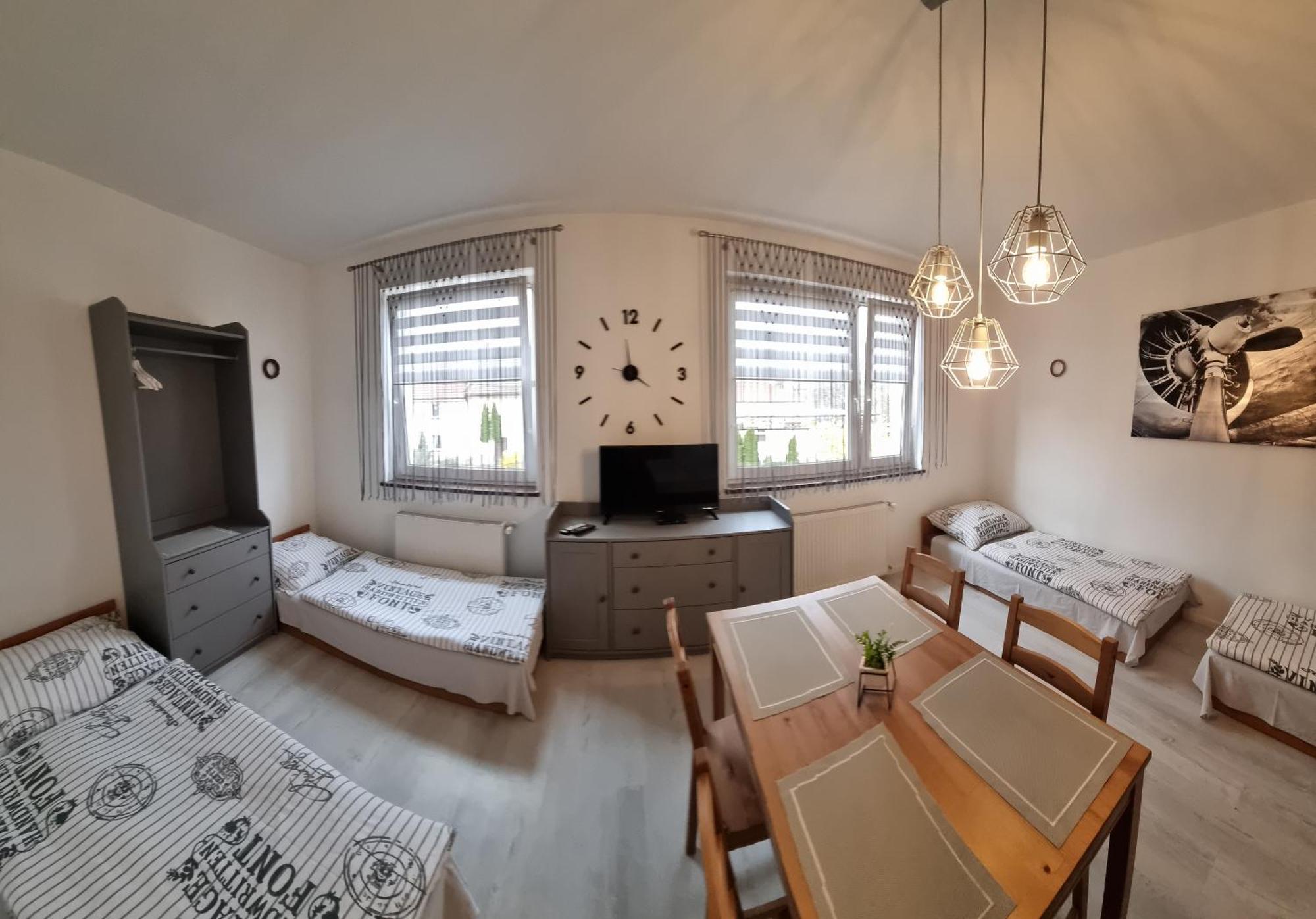 Noclegi Na Lacznej Swiebodzice Luaran gambar